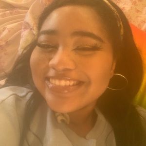 Meet your Posher, Annie